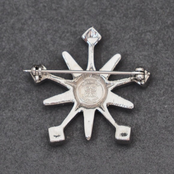 Givenchy Brooch Pin Silver Tone Clear Blue Rhinestone Starburst Logo Chic VTG - Picture 6 of 11